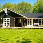 Vakantiehuis 4 Star Holiday Home In Idestrup *