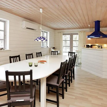 4 Star In Idestrup